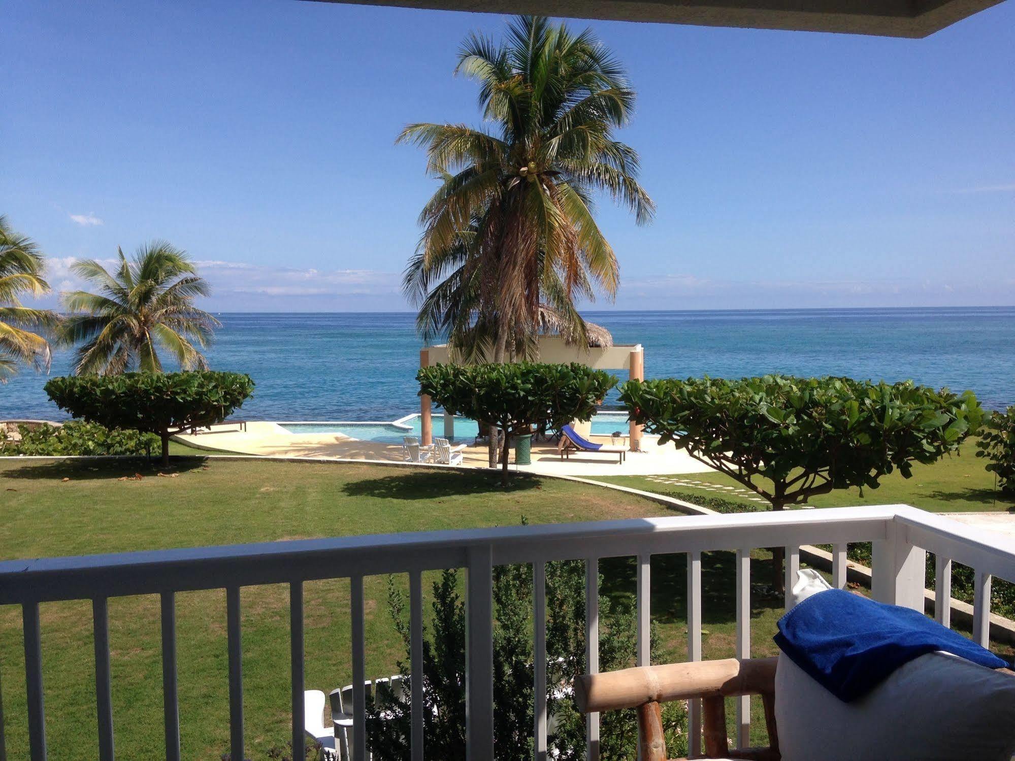 Whispering Seas Jamaica Ocho Rios Exterior photo